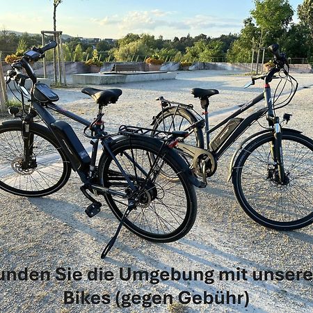 Grosszuegige Wohnung Mit Terrasse Und Gartenzugang - Das Komplette Erdgeschoss Bindlach Exteriör bild