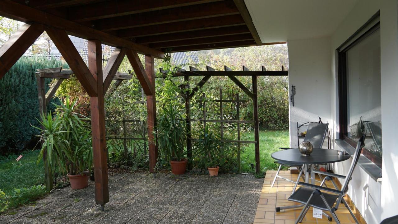 Grosszuegige Wohnung Mit Terrasse Und Gartenzugang - Das Komplette Erdgeschoss Bindlach Exteriör bild