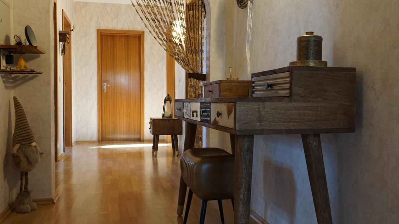 Grosszuegige Wohnung Mit Terrasse Und Gartenzugang - Das Komplette Erdgeschoss Bindlach Exteriör bild