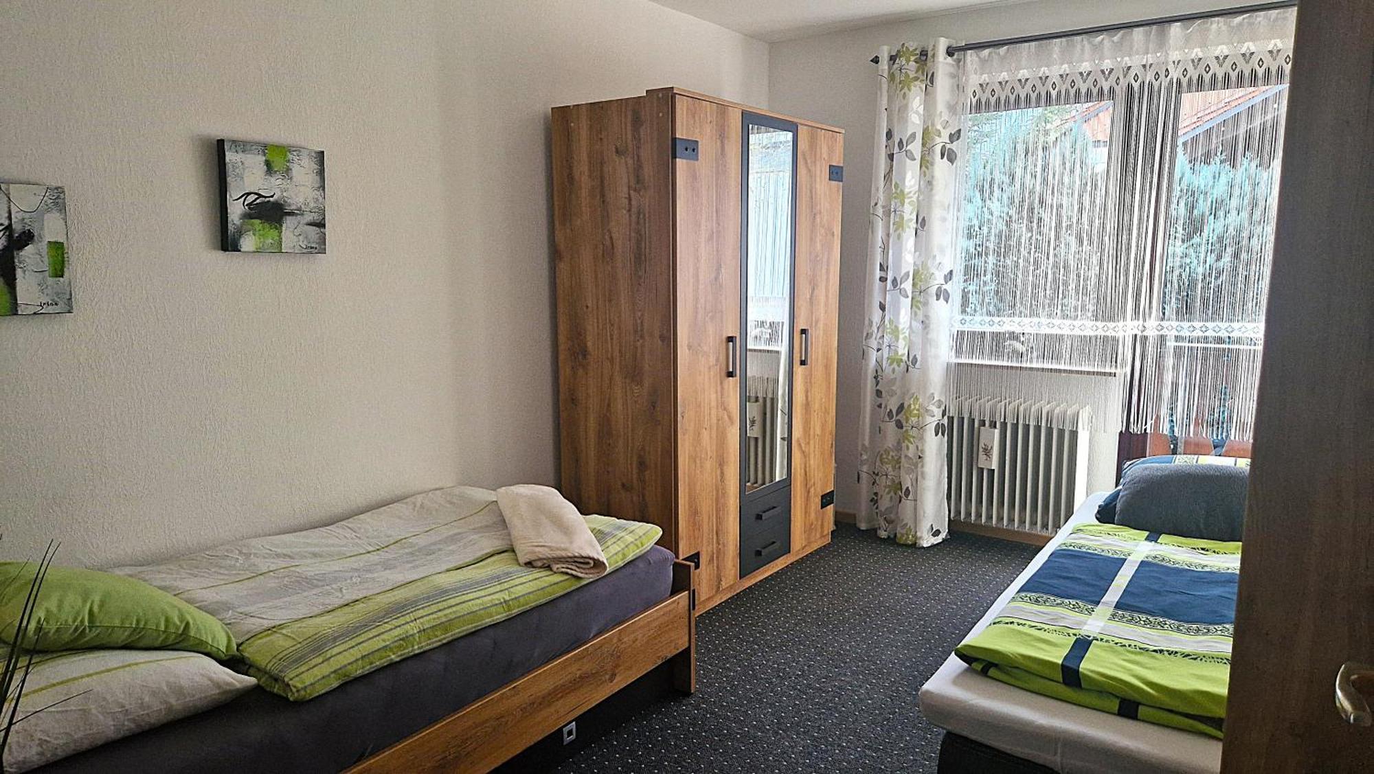 Grosszuegige Wohnung Mit Terrasse Und Gartenzugang - Das Komplette Erdgeschoss Bindlach Exteriör bild