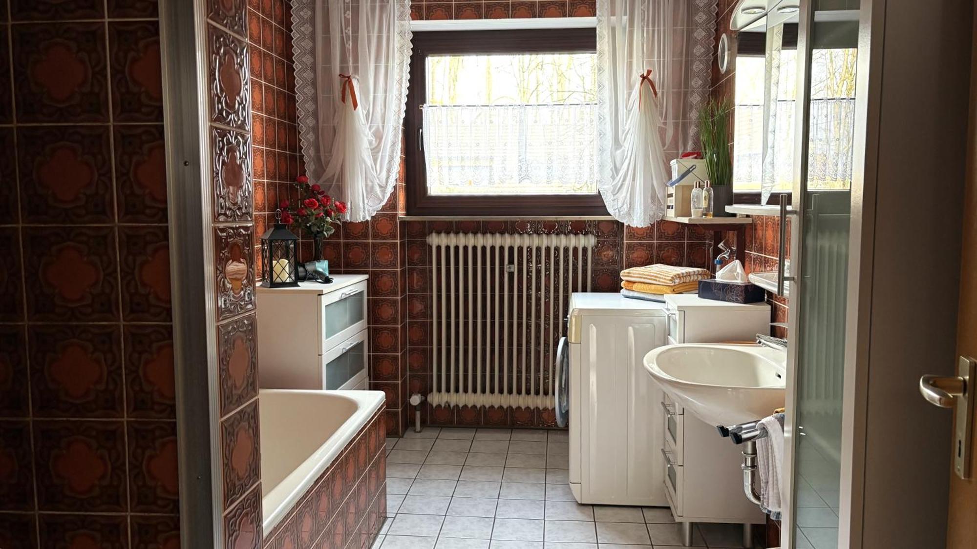 Grosszuegige Wohnung Mit Terrasse Und Gartenzugang - Das Komplette Erdgeschoss Bindlach Exteriör bild